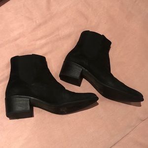 Dolce Vita Colbey Booties
